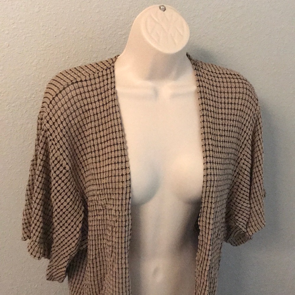 Stretchy kimono